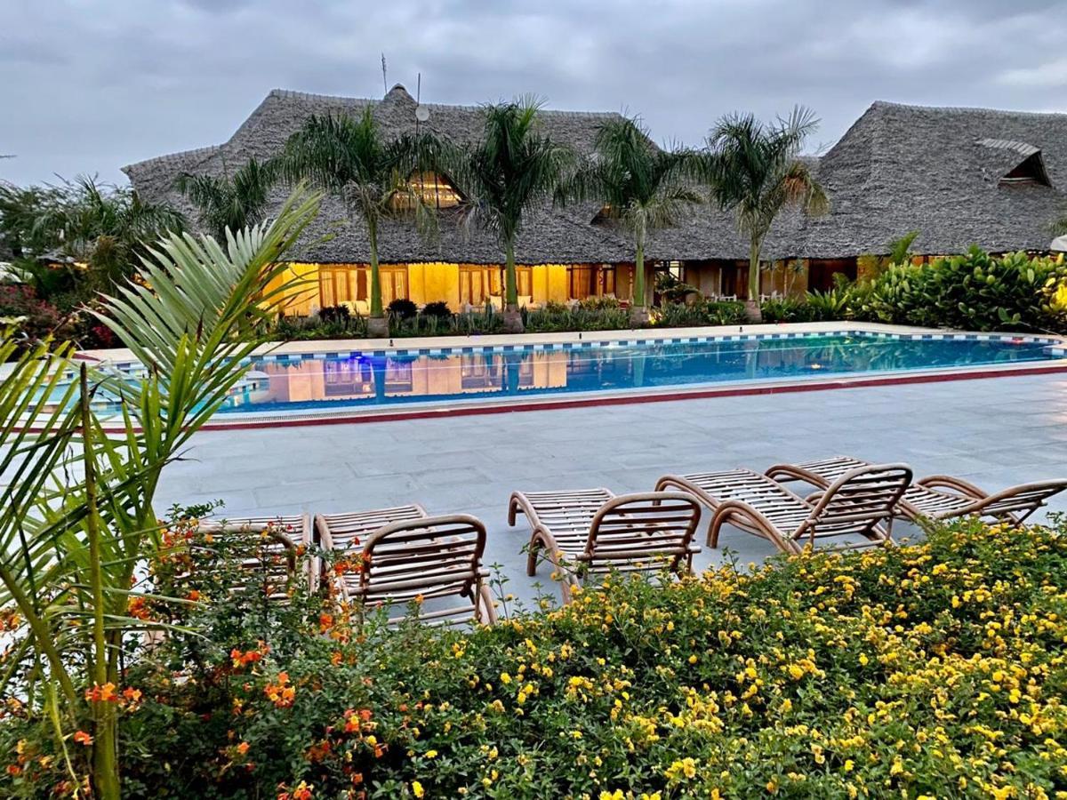 Athi River The Last Village Lodge المظهر الخارجي الصورة
