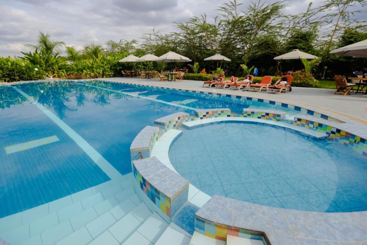 Athi River The Last Village Lodge المظهر الخارجي الصورة