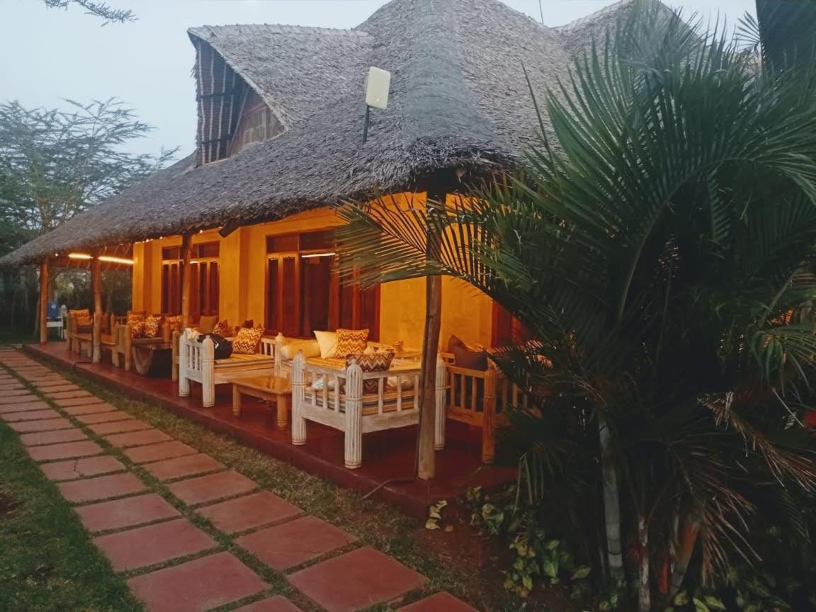 Athi River The Last Village Lodge المظهر الخارجي الصورة