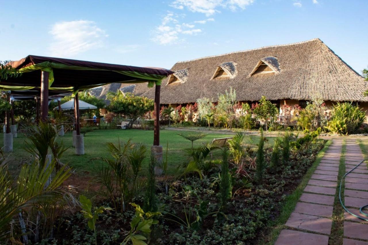 Athi River The Last Village Lodge المظهر الخارجي الصورة