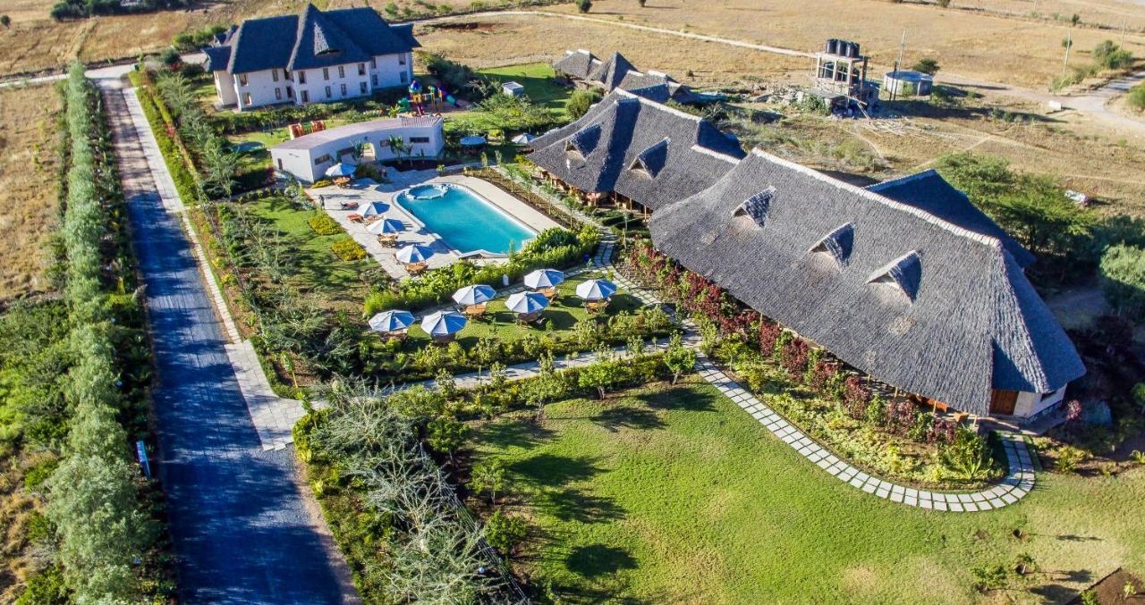 Athi River The Last Village Lodge المظهر الخارجي الصورة